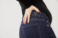 01 STRAIGHT. Jeans aus Bio-Baumwolle mit Bauchbund in RAW INDIGO - Jeans-9•BORROUGHS